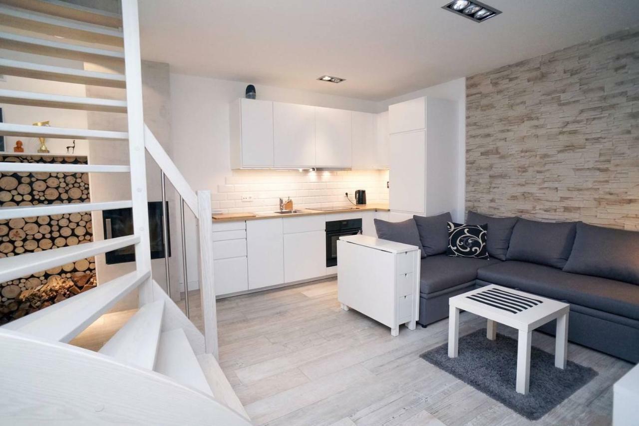 ビィドゴシュチュDwupoziomowy Apartament Mazowiecka 18アパートメント エクステリア 写真