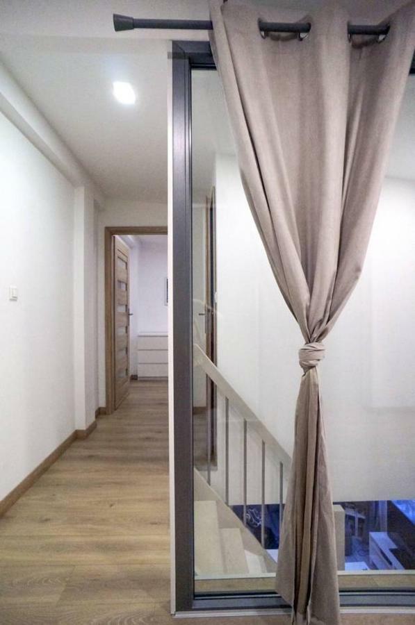 ビィドゴシュチュDwupoziomowy Apartament Mazowiecka 18アパートメント エクステリア 写真